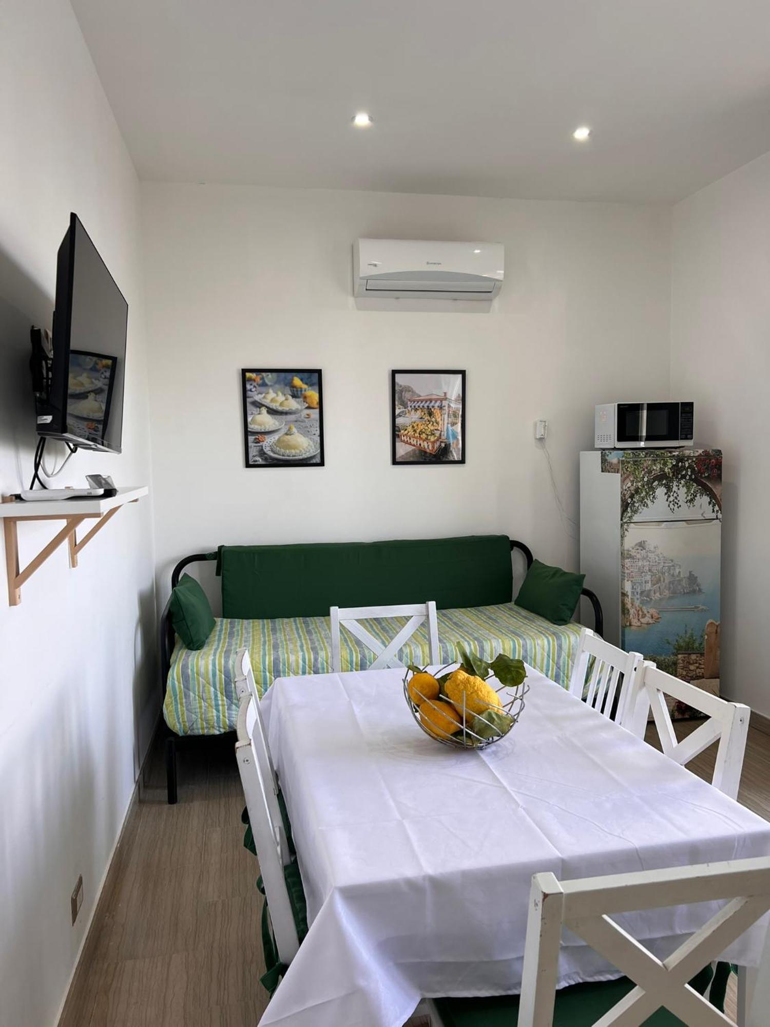 Villa Somma Apartments Pimonte Exterior photo